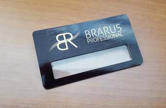 металлический бейдж черного цвета